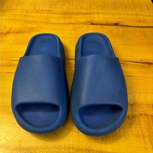 Yeezy slides